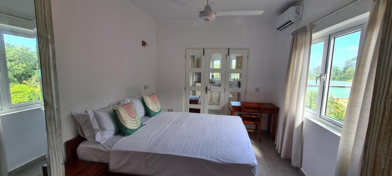 Harmony Self-Catering Apartments Beau Vallon  Eksteriør billede