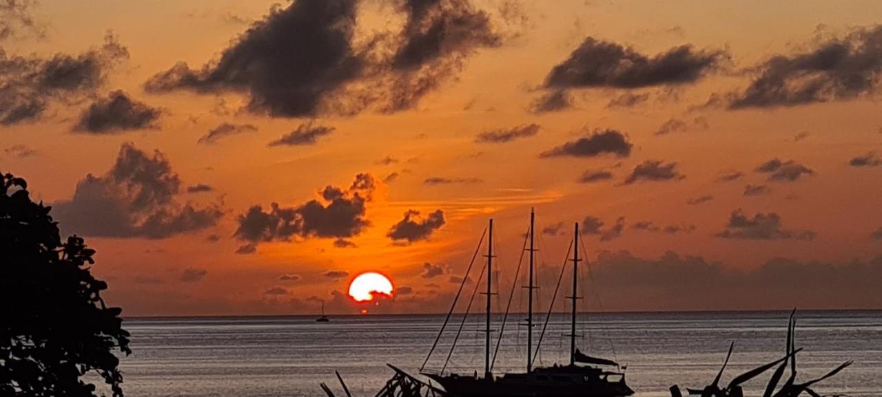 Harmony Self-Catering Apartments Beau Vallon  Eksteriør billede