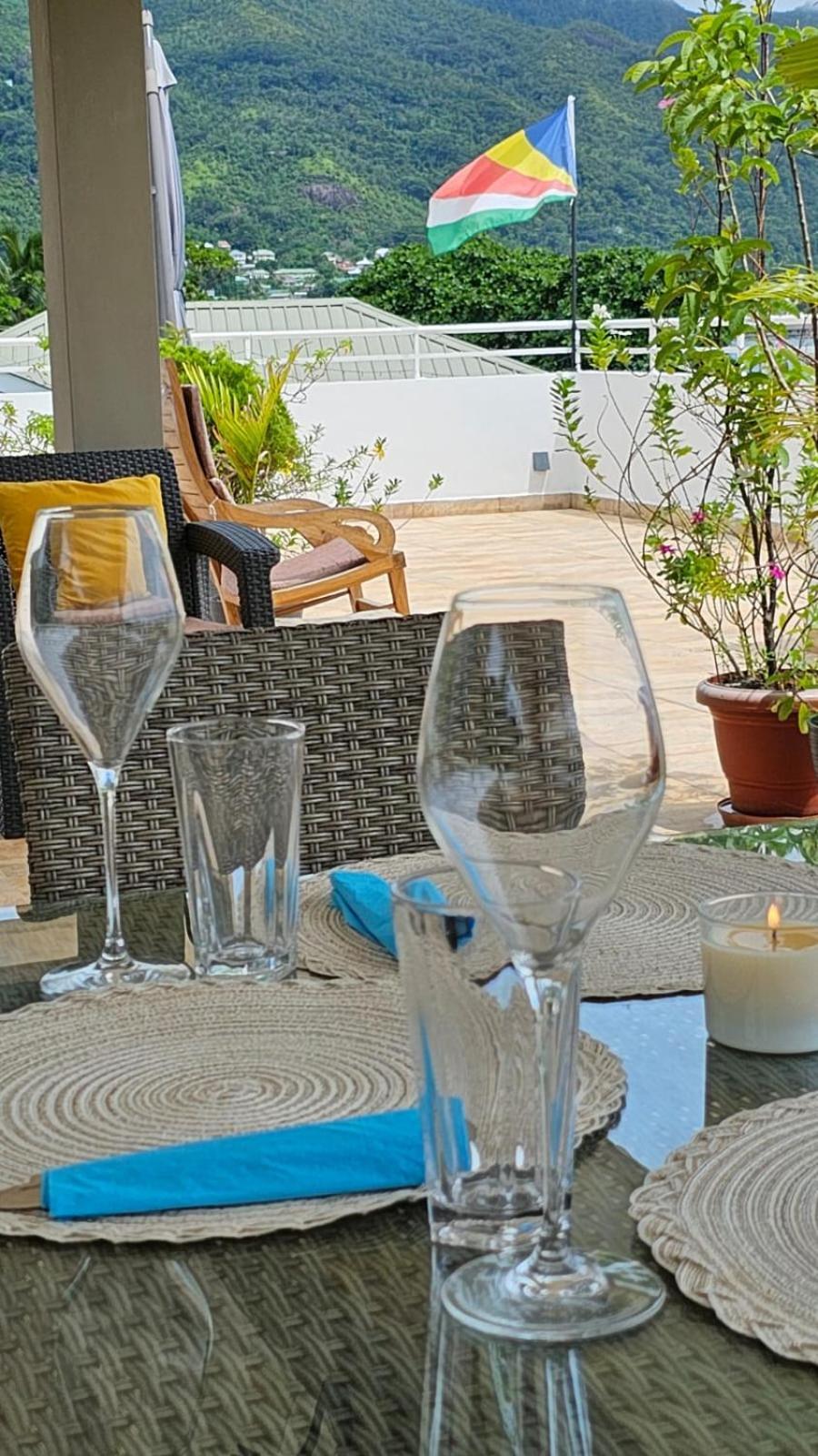 Harmony Self-Catering Apartments Beau Vallon  Eksteriør billede